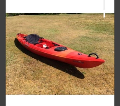 Kayak used wave sport - used,
