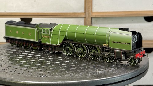 Hornby r30350ss lner - -,