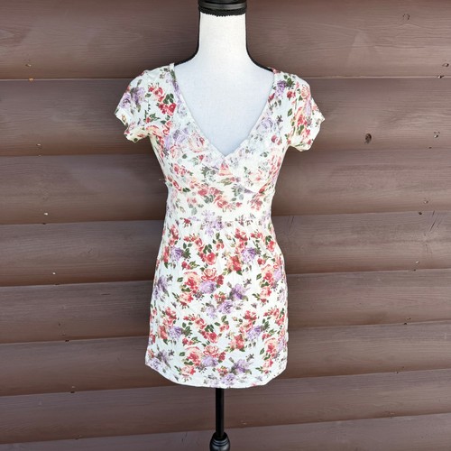 Floral lace trim mini - l.e.i.,