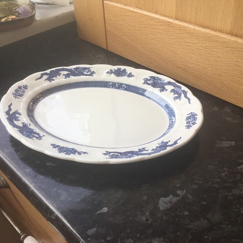 Booths dragon oval plate a8029 - dragon,