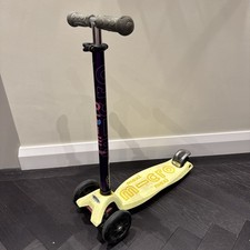 Maxi Micro Scooter 3-Wheel