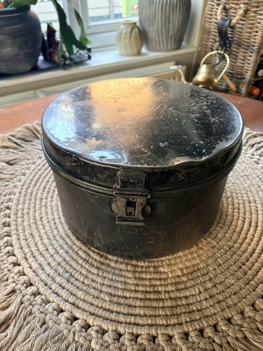 Vintage rustic black metal - vintage,