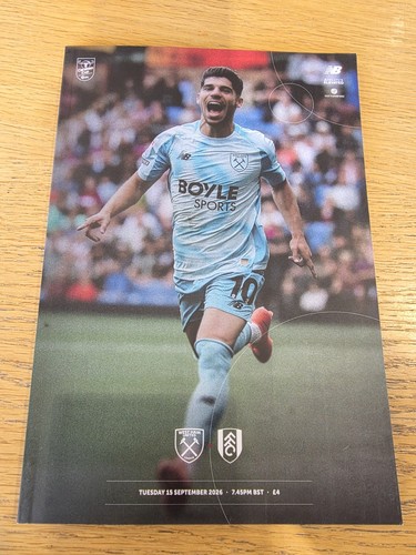 West ham united fulham match - ham, v