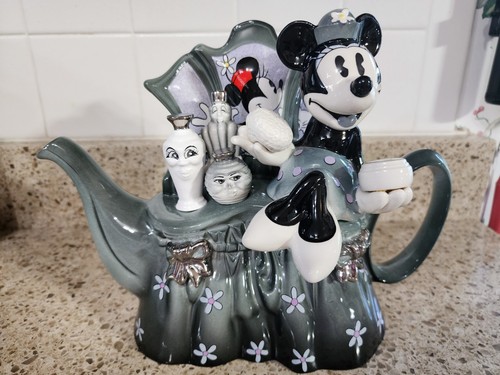 Vintage disney showcase minnie - disney,