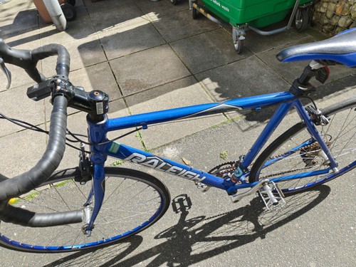 Road bike blue raleigh airlife