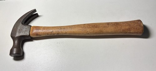 Vintage 16oz claw hammer - claw, hammer.