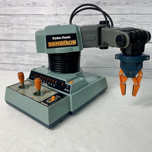 Radio shack armatron 1980 - radio,