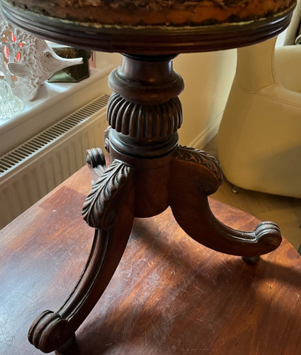 Antique swivelling piano