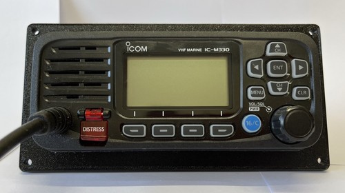 Flush mount for icom - mount,