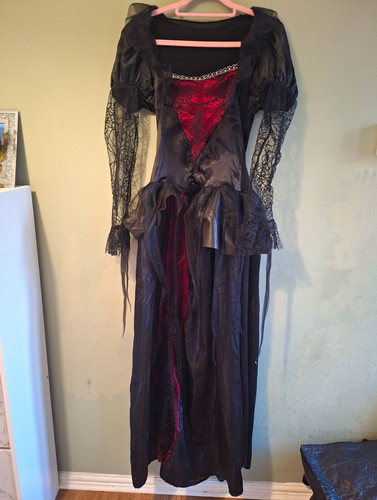 Black gothic witch - black,