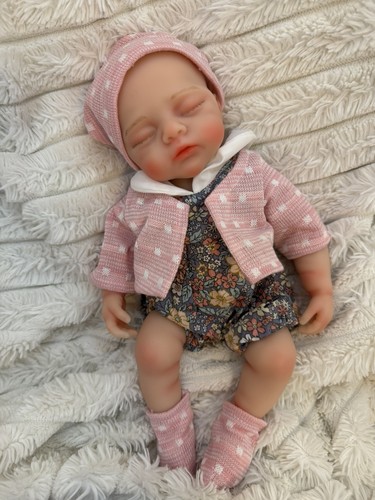 Reborn preemie asleep - reborn,
