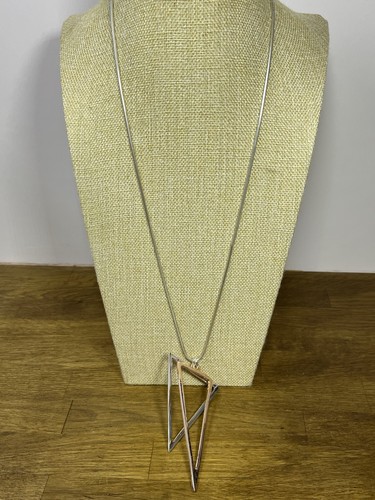 Two tone geometric large - tone,