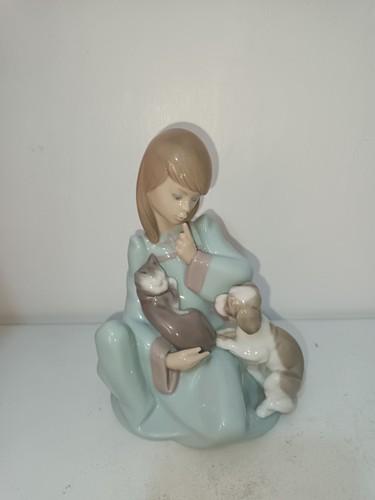 Lladro cat nap figurine girl - lladro, figurine.