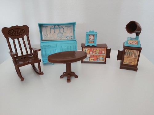 Holly hobbie secret house - secret,