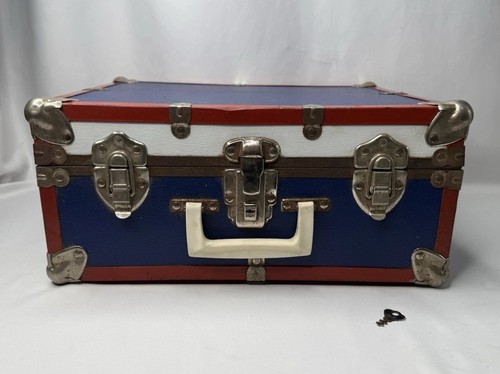 Vintage footlocker steam - vintage, trunk