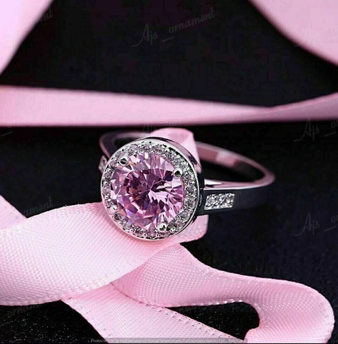 Round cut natural pink - ct,