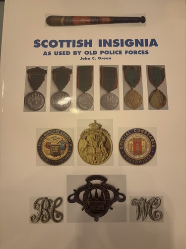 Scottish insignia used by - insignia, as