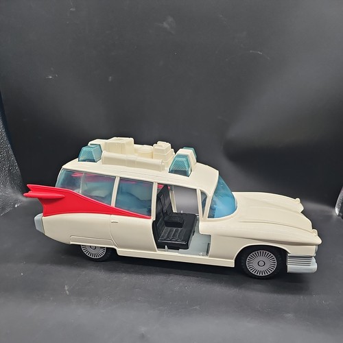 The real ghostbusters ecto - the,