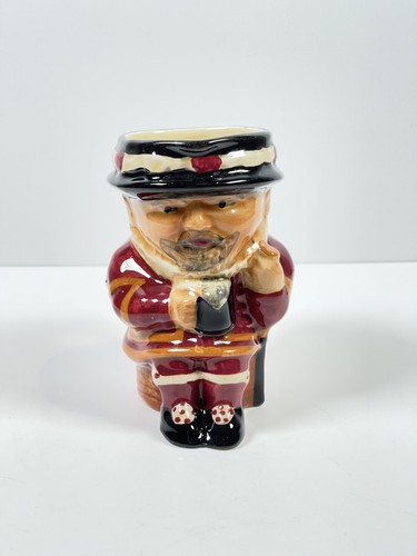 Beefeater toby jug - toby, ceramic