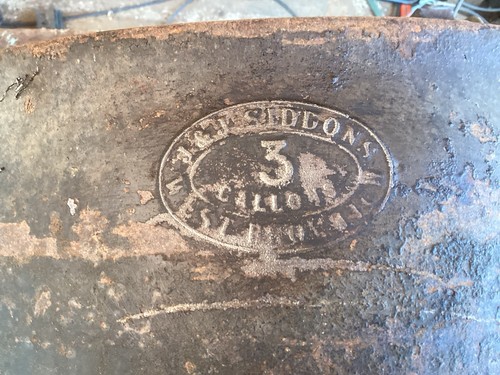 Vintage cast iron gypsy - cast,