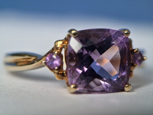 9ct gold amethyst - 9ct,