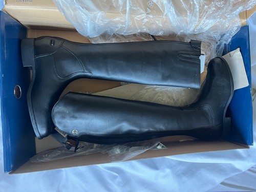 New ariat riding boots - size,