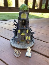 Rare Hawthorn Village Corpse