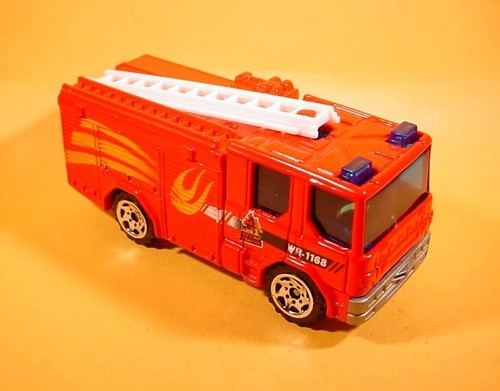 Matchbox red dennis sabre - red,