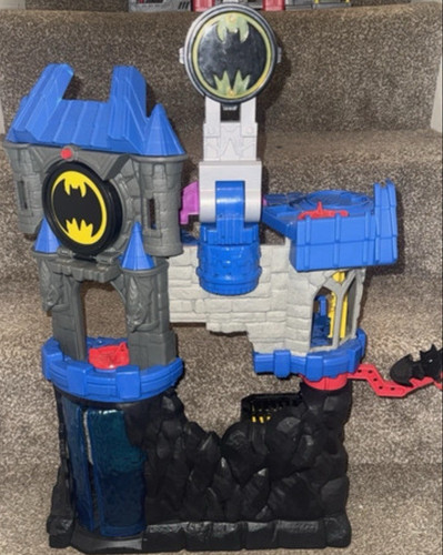Imaginext batman batcave - imaginext,