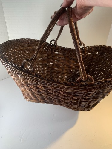 Vtg brown wicker market - vtg,