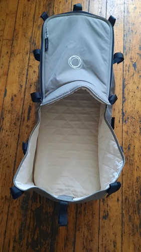 Bugaboo chameleon travel cot - 3,
