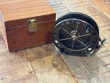 J W Young The Purist 2040 centrepin 4.5″ trotting reel with box mint