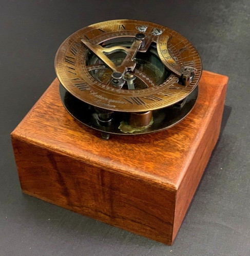 Antique sundial compass - compass, 3"