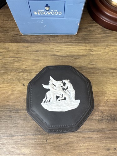 Wedgwood black basalt