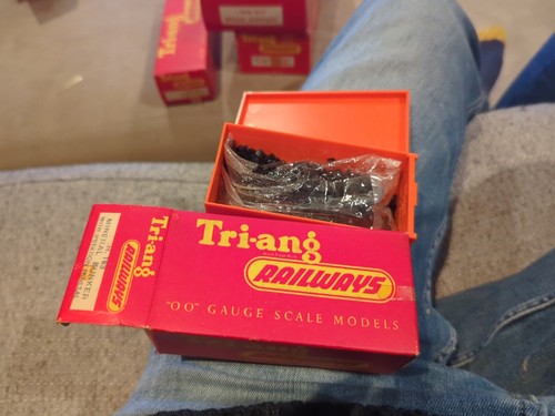 Rare triang r163 - rare, mineral