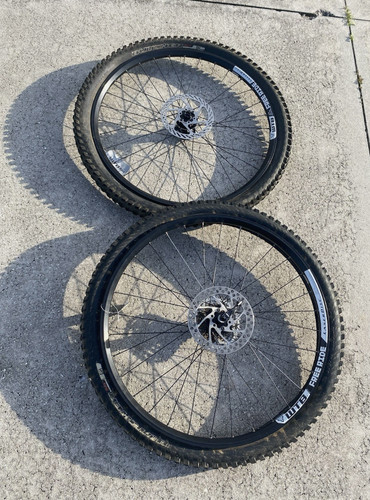 Freeride mountain bike - /,