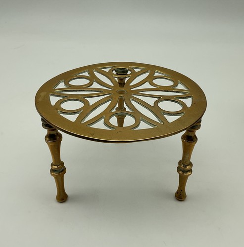Vintage brass trivet - trivet, 13cm