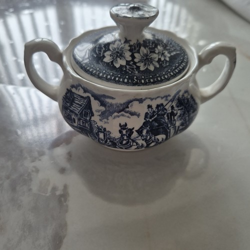 Royal tudor ware coaching - tudor,
