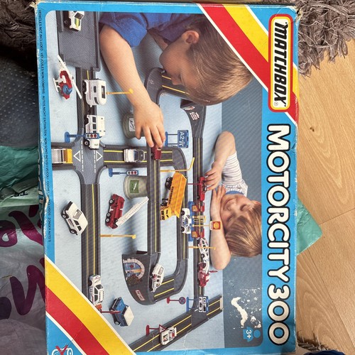 Matchbox motorcity 300 1980s - motorcity,