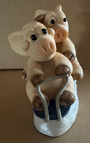 Piggin sledging david - by,