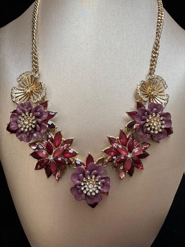 Gold tone plum - gold,