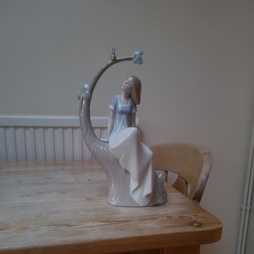 Nao lladro 1523 lazy - by, a