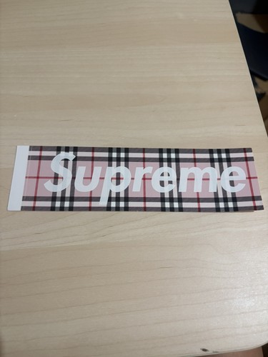 Supreme burberry box logo - x,