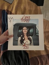 LANA DEL REY GENUINE SIGNED