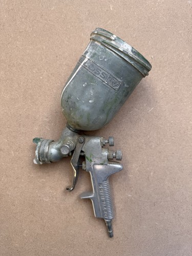 Devilbiss spray gun - spray,