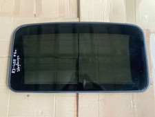 Breaking Lexus RX 330 - 350 - 400H 2005 Petrol / electricity Sunroof glass 