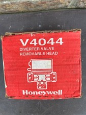 Honeywell 22mm 3 Port Motorised Mid Position Diverter Valve V4073A1039