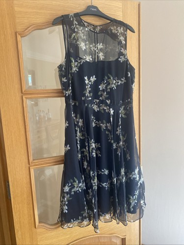 Hobbs size floral dress - 14,
