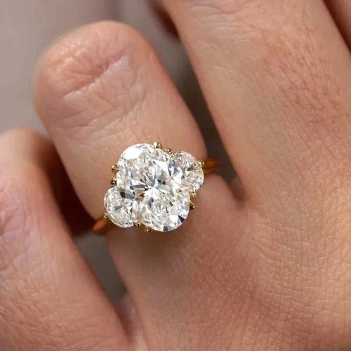 4ct oval cut - real, moissanite