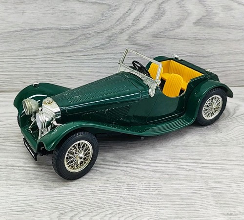 Burago scale 1937 - scale, green